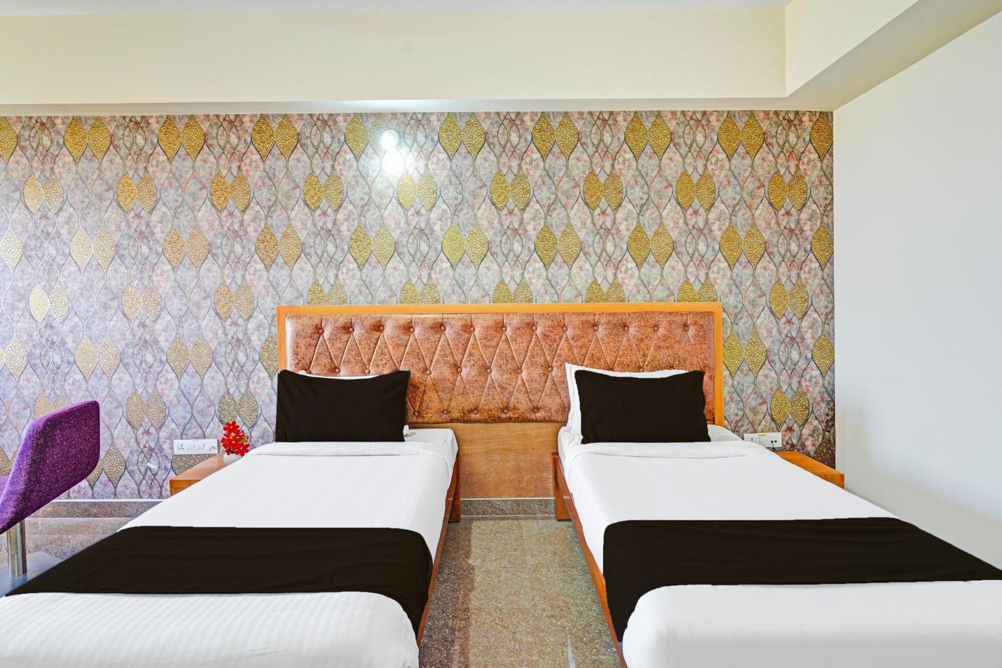 Super Townhouse Oak Electronic City Formerly Hotel Trubell Kammasandra Exterior foto